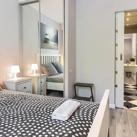 Studia Aloha - Acco Rent *