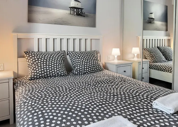 Апартаменти Studia Aloha - Acco Rent